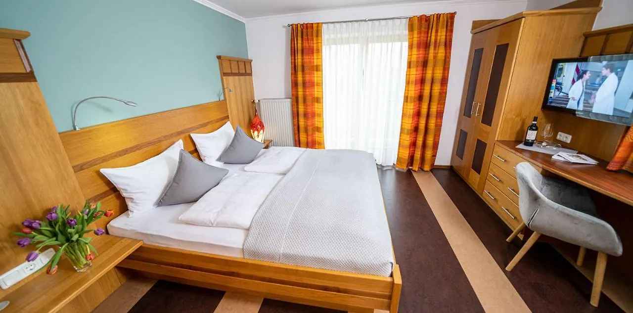Hotel Glashotel ***S Mit Glas & Beauty & Wellness & Natur Zwiesel